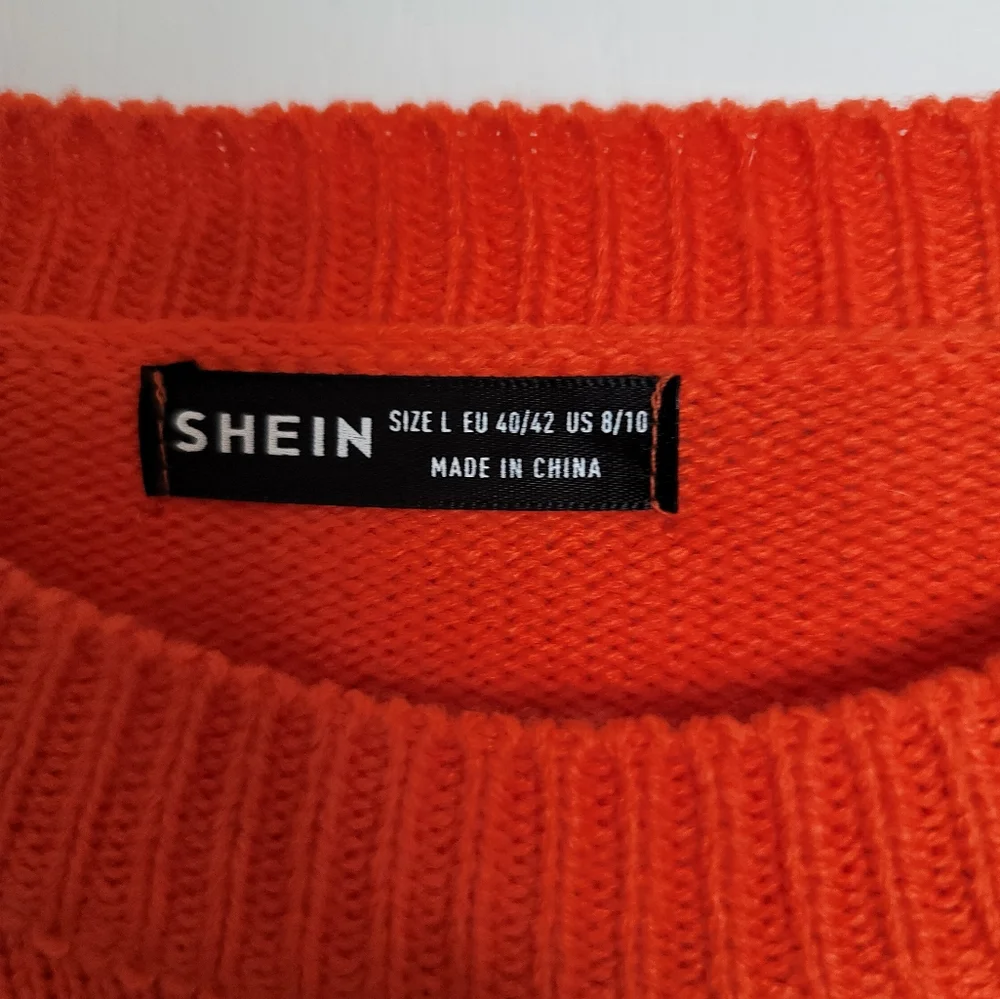 SHEIN Halloween Pumpkin & Spider Pattern Sweater | Size Large | LIKE NEW - Picture 3 of 5